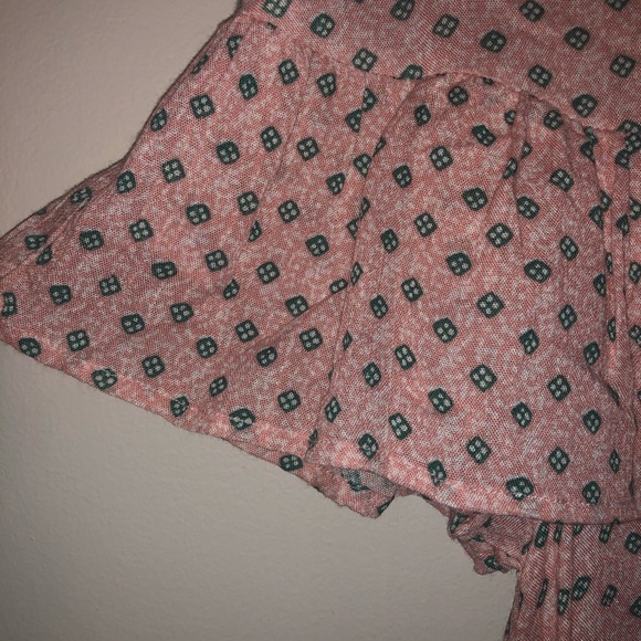 MODCLOTH LET IT GLEE RUFFLE TOP PINK FLOWY LIGHTWEIGHT NWT XS - Picture 4 of 6